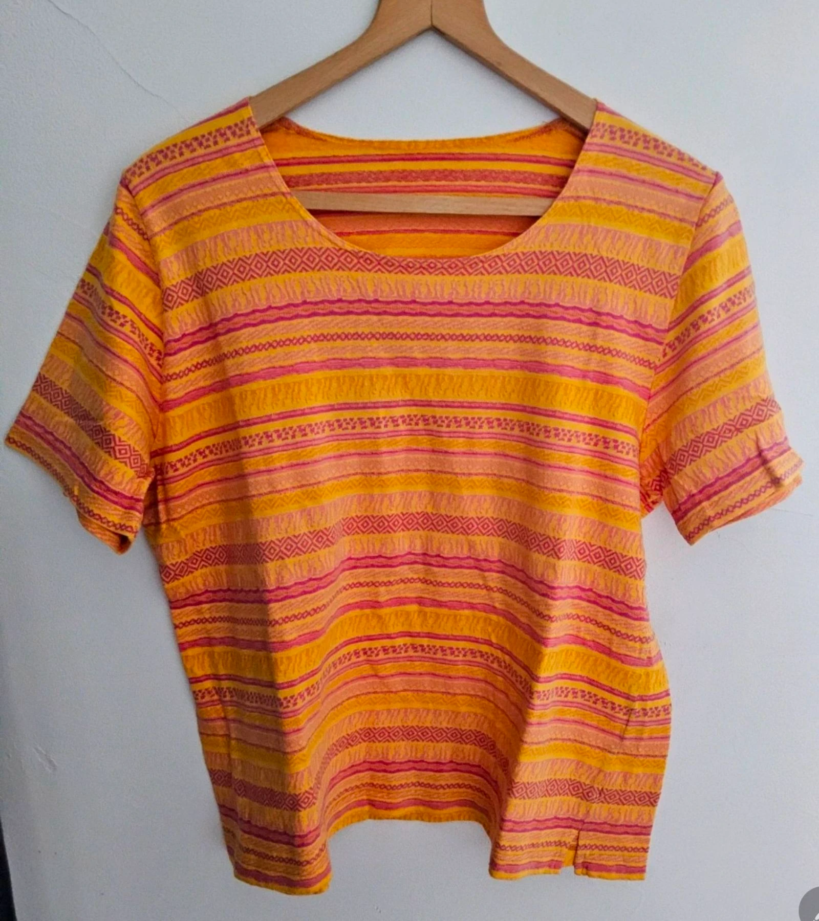 Yellow and pink printed cotton t-shirt – photo 2